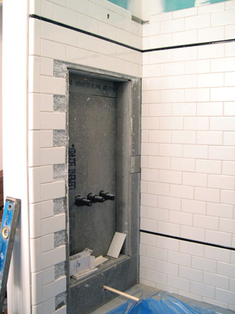 Bathroom subway tiling