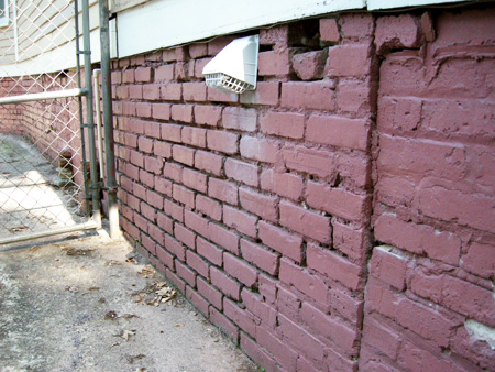 Re-pointing brick before