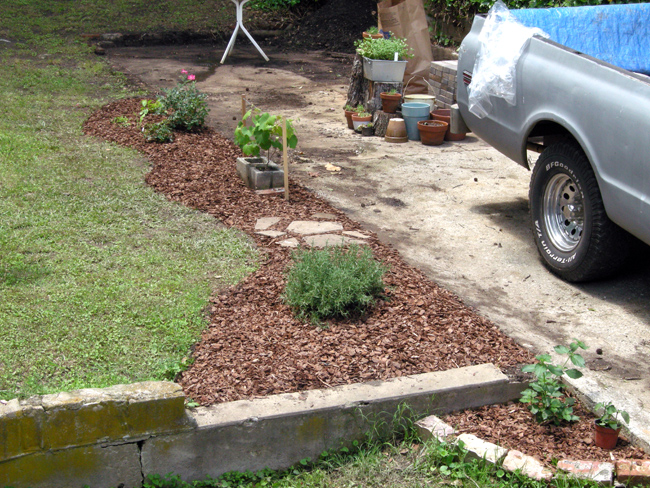 Driveway garden bed