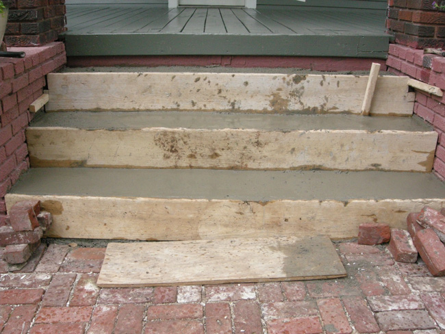 Bungalow entry stair replacement